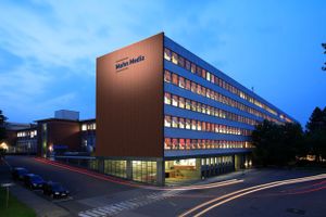 Broschüre "SchwarzRotGold" - Das Magazin der Bundesregierung