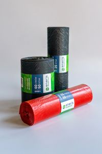 Folie aus mindestens 80 % recyceltem Material; in verschiedenen Ausführungen erhältlich; bedruckt oder unbedruckt;  Parameter je nach Kundenwunsch