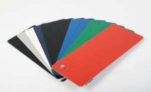 Austrocolor auf Basis Hartpappe, Blau, Rot und Grün